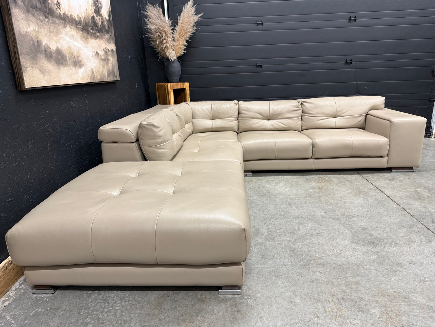 Gamma HighEnd Italian Full Grain Leather Sectional