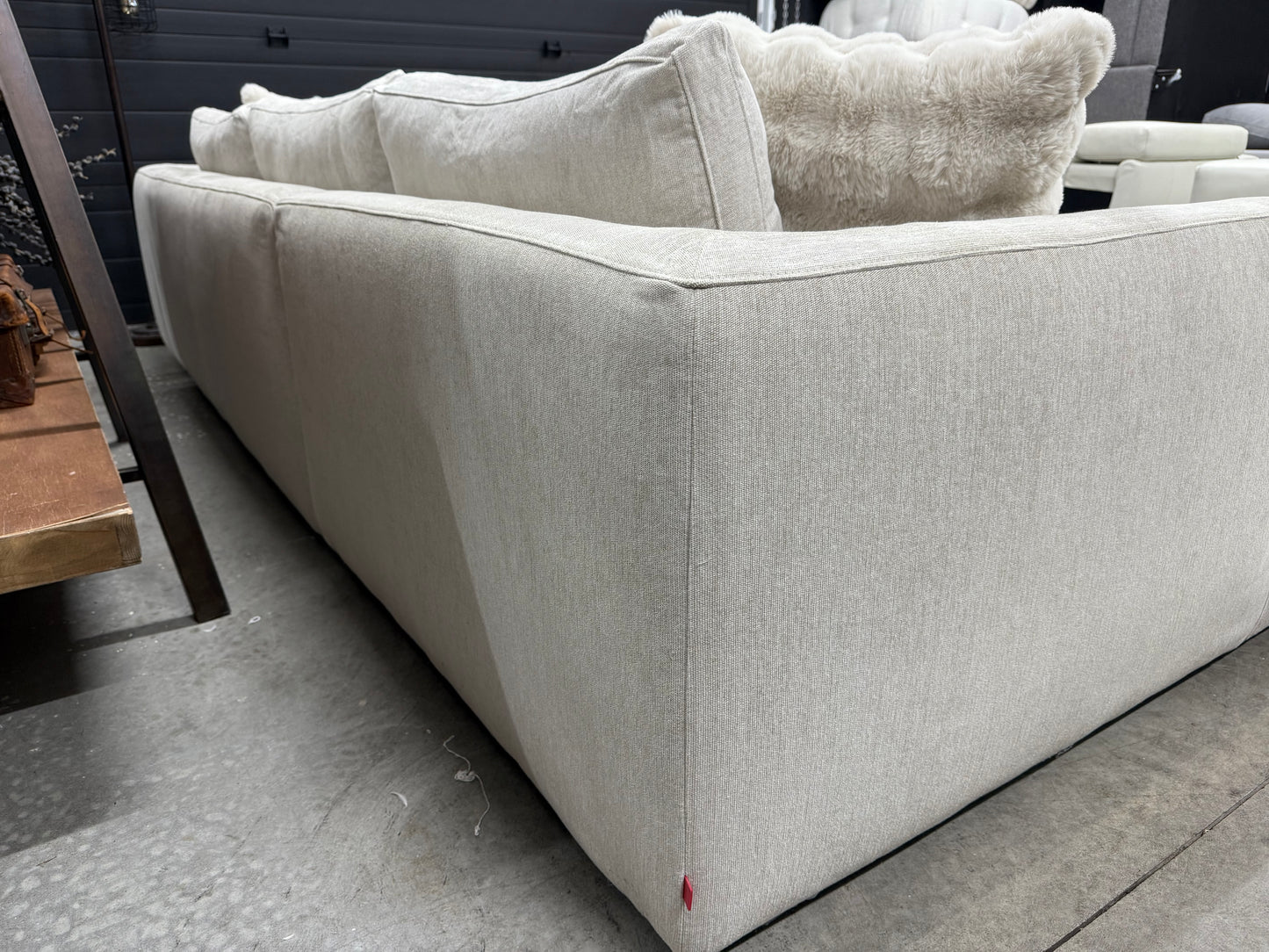 EQ3 Cello 2 Piece Sectional