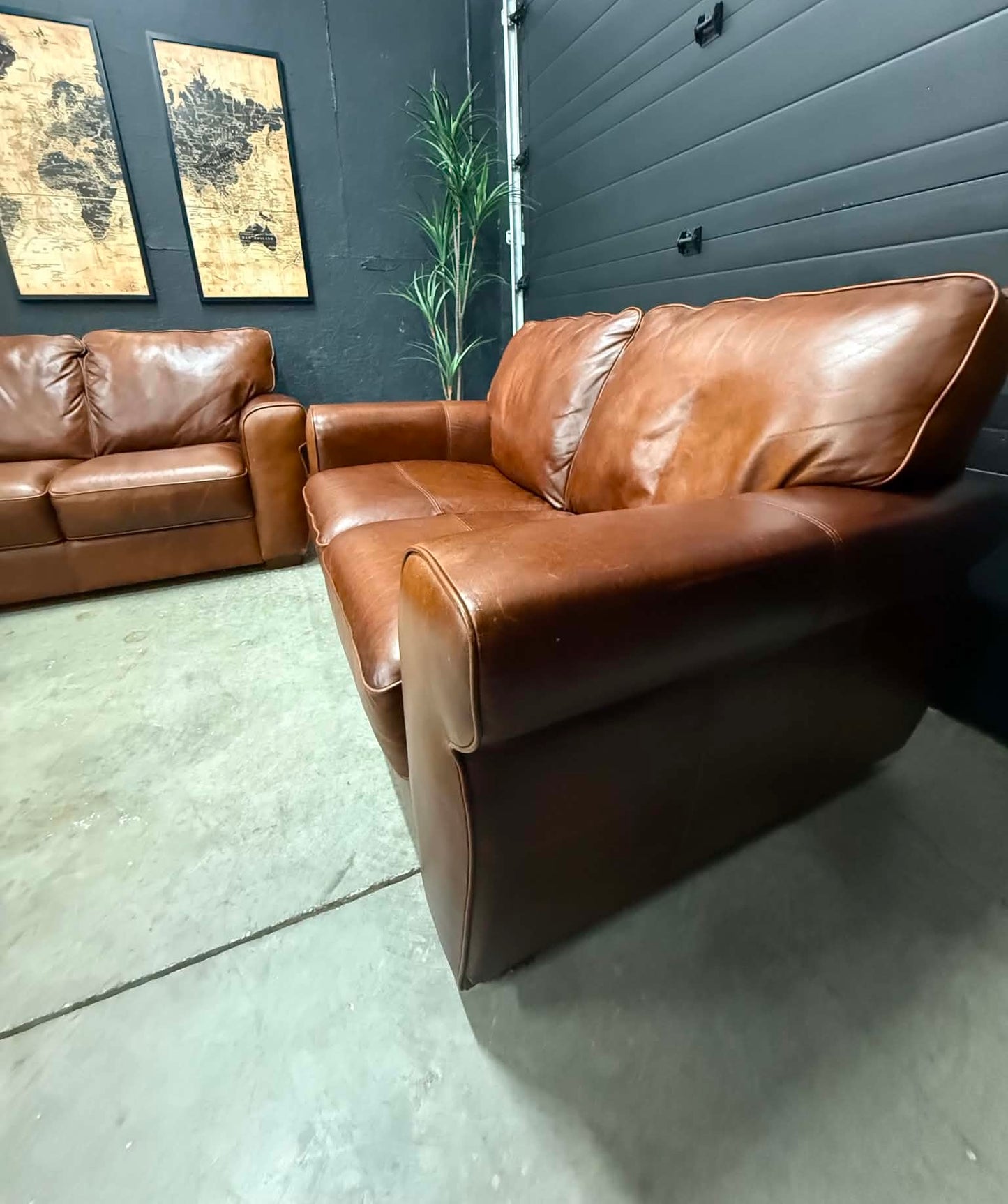 Beautiful Caramel Genuine Leather Couch Set