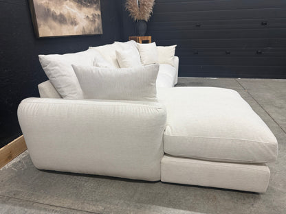 MOES HighEnd Sectional