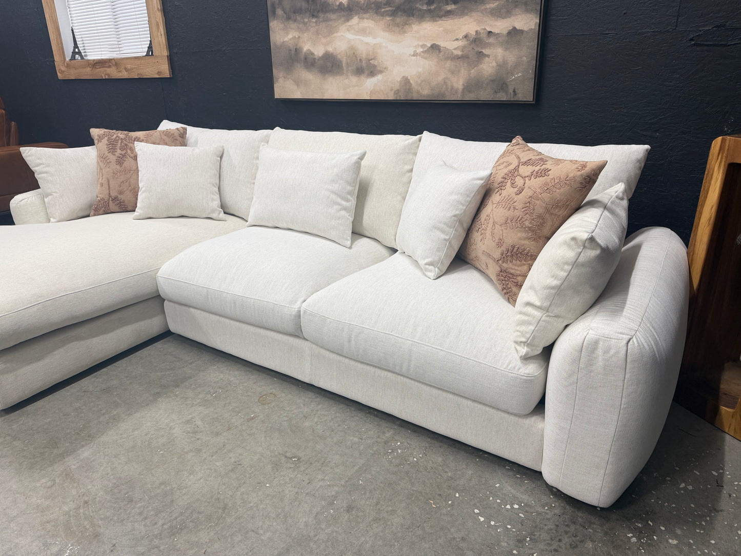 MOES HighEnd Sectional