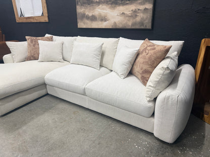 MOES HighEnd Sectional