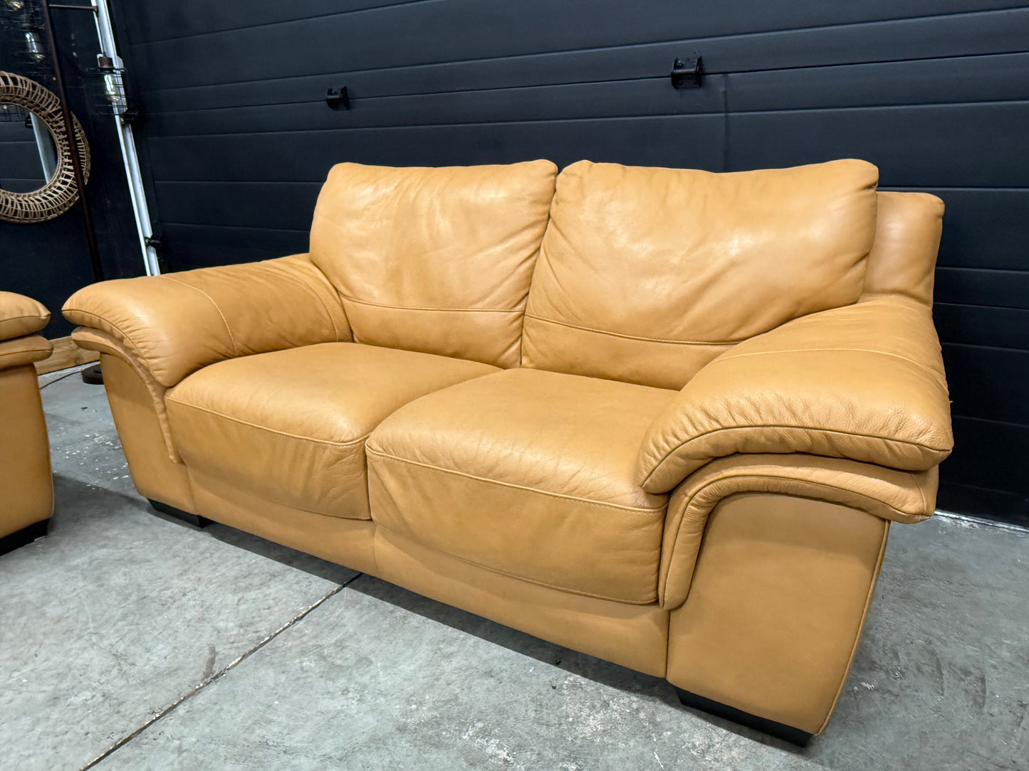 Natuzzi Grain Leather Sofa Set