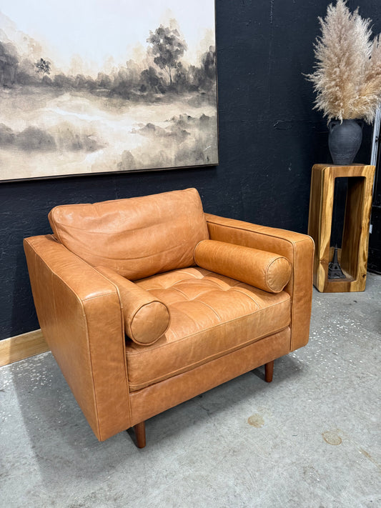 Article 100%Genuine Leather Chair