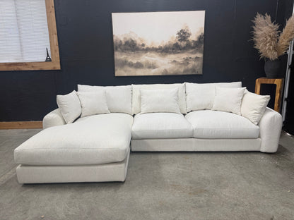 MOES HighEnd Sectional
