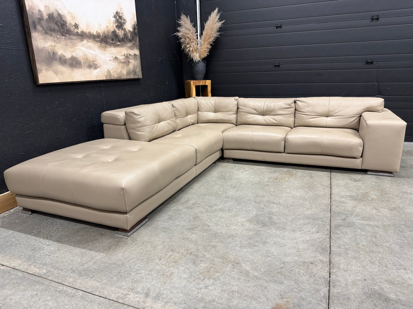 Gamma HighEnd Italian Full Grain Leather Sectional