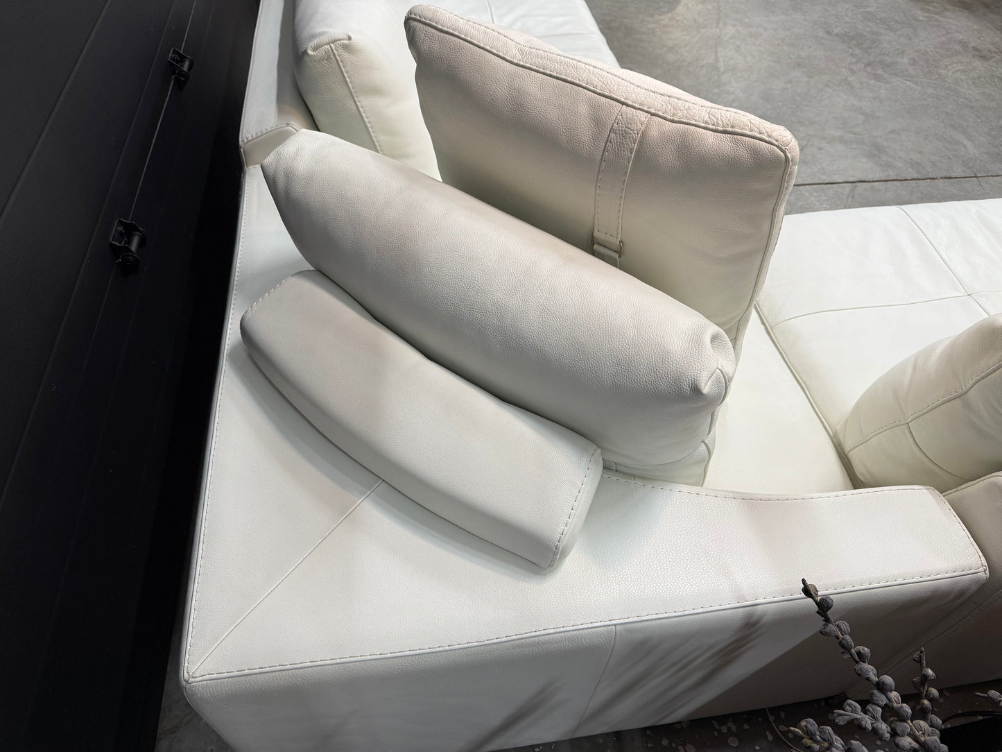 Gamma Arredamenti HighEnd Italian Full Grain Leather Sectional