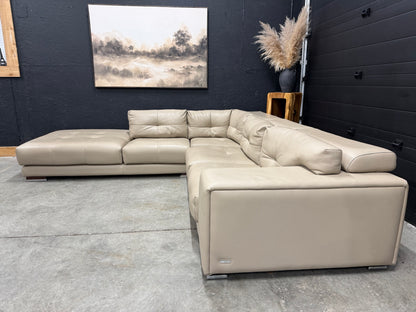Gamma HighEnd Italian Full Grain Leather Sectional