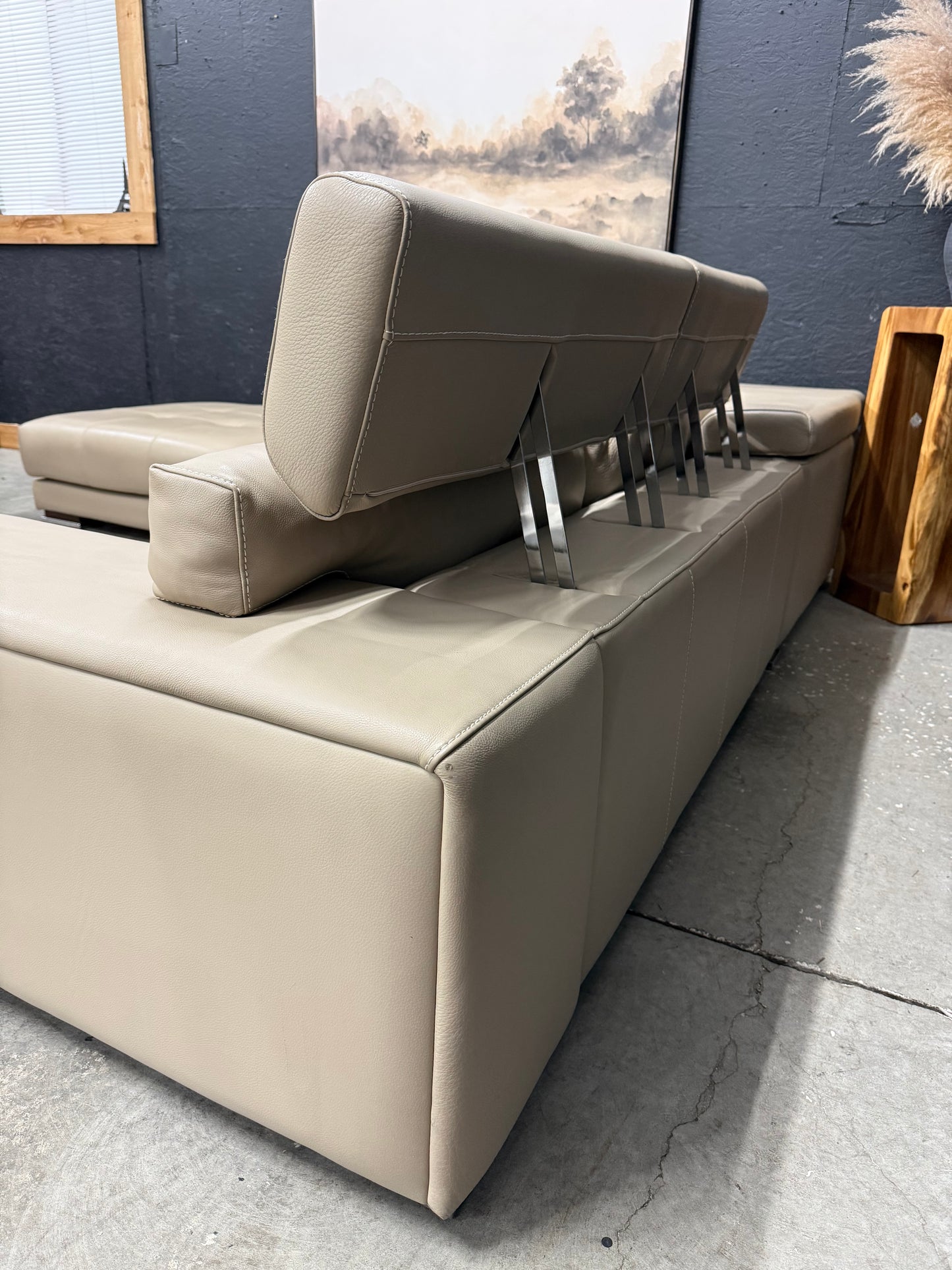 Gamma HighEnd Italian Full Grain Leather Sectional