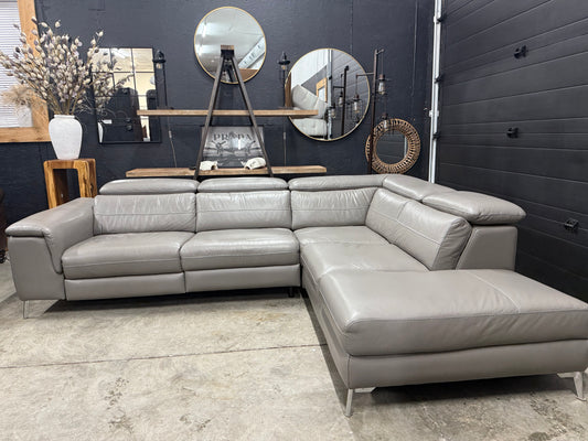 Scan Design Power Reclining Sectional