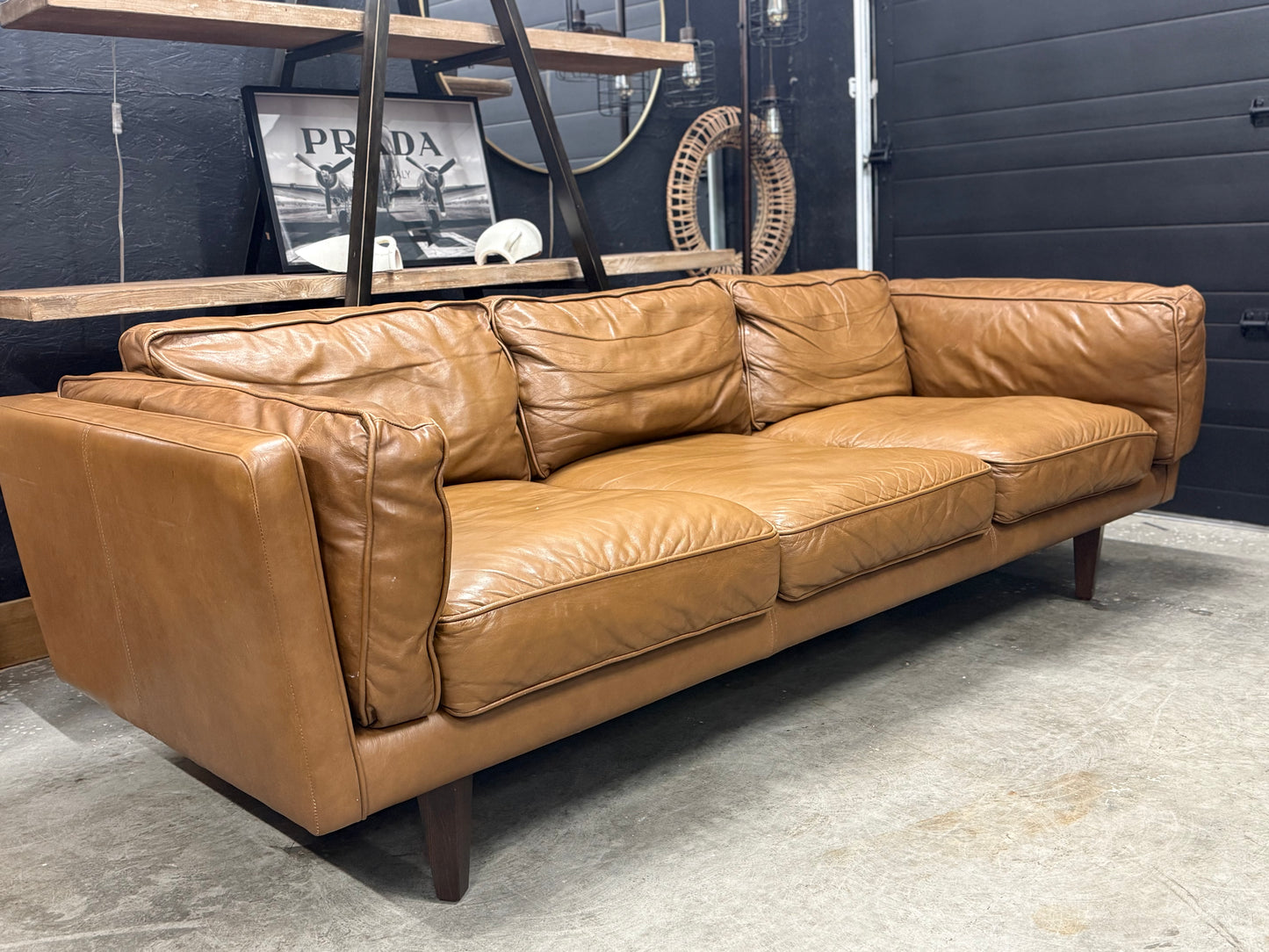 Article 100%Genuine Brown Leather Sofa