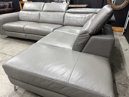 Scan Design Power Reclining Sectional