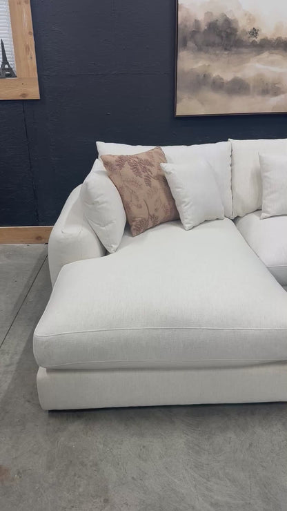 MOES HighEnd Sectional