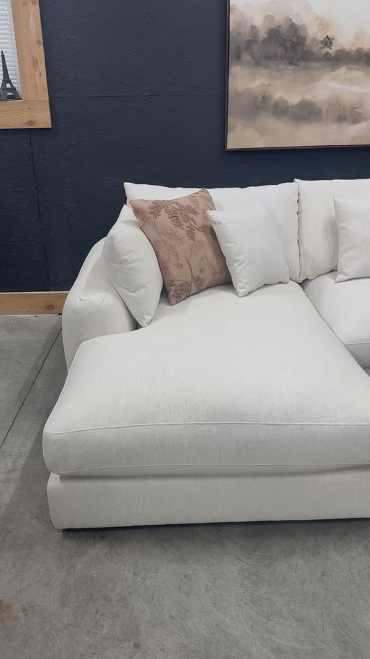 MOES HighEnd Sectional